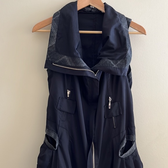 NoLimit Zip Vest - Picture 6 of 6